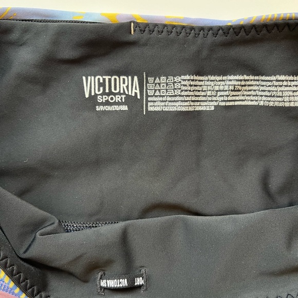 Victoria Secret Mystical Shine Cropped Sport Leggings - Picture 5 of 5